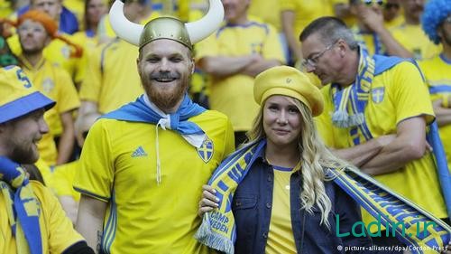 تصاویر زوج‌های عشق فوتبال در یورو 2016