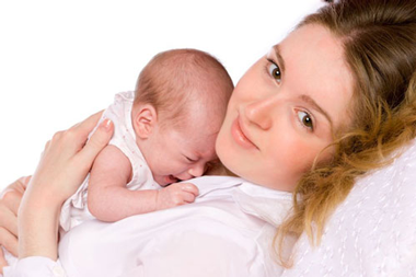 آغوش گرم مادر بهترین مکان برای نوزاد نارس