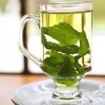 چه افرادی نباید چای سبز بنوشند؟